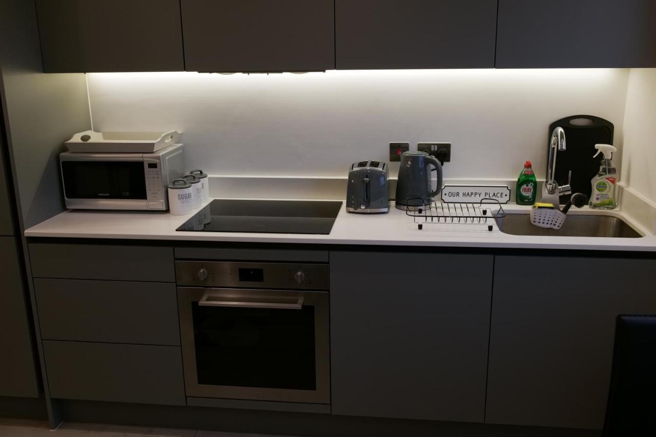 Luxurious Short Stay Flat In Milton Keynes Zewnętrze zdjęcie